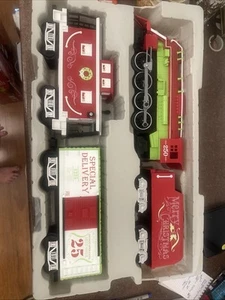 Lionel Polar Express Train Set Merry Christmas  7-11915 - Picture 1 of 11