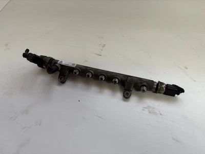 Volkswagen PASSAT B6 2008 Diesel fuel rail line pipe 057130764 DOM8121 — 第 1/4 张图片