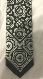Dolce & Gabbana 100% Silk Skinny Tie hand made in Italy - Picture 1 of 7