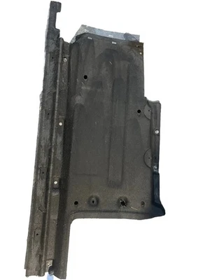 AUDI Q5 2009-2016 PISO LATERAL DERECHO DEBAJO DE LA CARROCERÍA PROTECTOR CONTRA SALPICADURAS CUBIERTA OEM Foto 1 de 4