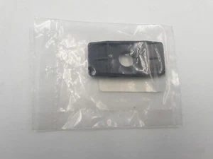 Plaquita, Clip sujeción aleta delantera Renault Megane, Clio II y más 7700412158 - Picture 1 of 5