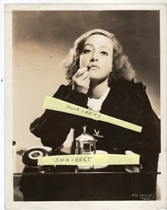 FOTOGRAFIA JOAN CRAWFORD  THE ART OF MAKE-UP!  PHOTOGRAPHY FILM MOVIE ACTOR - Picture 1 of 2