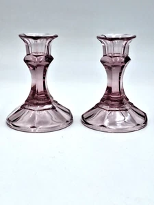Rosa Glas Libbey Kerzenständer 2 Stück Vintage 1970 Blush 2245 4,25" - Bild 1 von 8