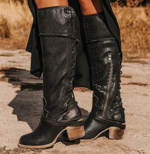 New Freebird by Steven Women Coal Black Snake Boots Size 7 - Picture 1 of 10