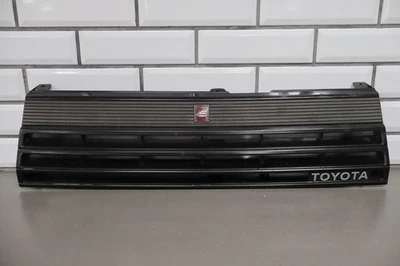 Grelha dianteira do radiador Toyota Celica 1984-1985 - Imagem 1 de 4