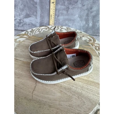 Zapatos artesanales de cuero tostado Hey Dude Wally para niños pequeños talla TD9 UK KB.5 EU 27 Foto 1 de 4