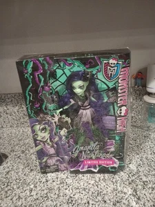 Monster High Amanita Nightshade Puppe 2014 Mattel Limited Edition - Bild 1 von 4