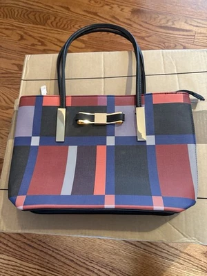 Mia K. Collection checkered tote bag with a bow accent & gold-tone hardware New - Image 1 of 3