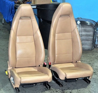 Juego de asientos ventilados base Porsche Panamera 2010-2016 Luxor cuero beige 14 vías Foto 1 de 4