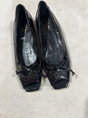 Cole Haan Colección Chocolate Marrón Charol Puntera Abierta Planos Talla 8,5 Foto 1 de 4