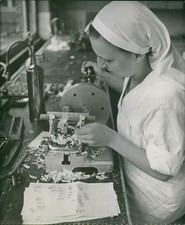 Medical equipment to conduct tests - Vintage photograph