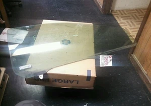 2001 2002 2003 TOYOTA SIENNA  WINDOW DOOR GLASS WINDOW FRONT RH - Picture 1 of 1