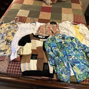 Women’s  Lot Of 10 Pet Medium Career & Casual Tops Vtg Button Blouses EUC - Picture 1 of 24