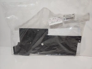 GM Radiator Support Baffle 23387507 - Picture 1 of 2