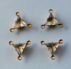 VINTAGE GLAS DREIECK 3 LOCH VERBINDER ANHÄNGER PERLEN • 8mm • verschiedene Farben - Bild 1 von 14