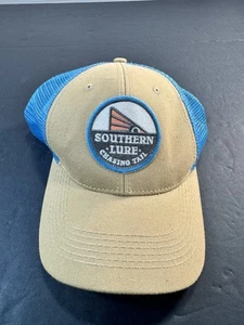 Southern Lure Chasing Tail verstellbare SnapBack Truckermütze Netzrücken Angeln - Bild 1 von 7