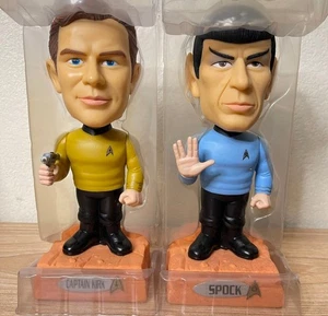 Wacky Wobbler Star Trek Capitano Kirk & Spock Teste di Bobble Parlanti - Foto 1 di 4
