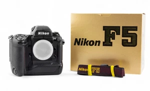 Nikon F5 35mm SLR film camera reflex fotocamera Excellent Serviced Near mint - Imagen 1 de 20