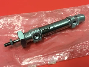 Bosch - P/N: 0822-030-201 - Cilindro - NUOVO - Foto 1 di 3
