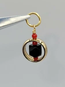 Azabache Tetradecagono Real con Colgante Spinner Relleno de Oro de Coral, Nuevo - Imagen 1 de 4