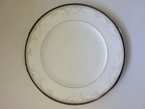 New Waterford Brocade Dinner Plate 10 3/4" - Picture 1 of 6