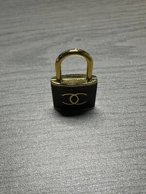 chanel vintage Lock Charm - Image 1 of 3