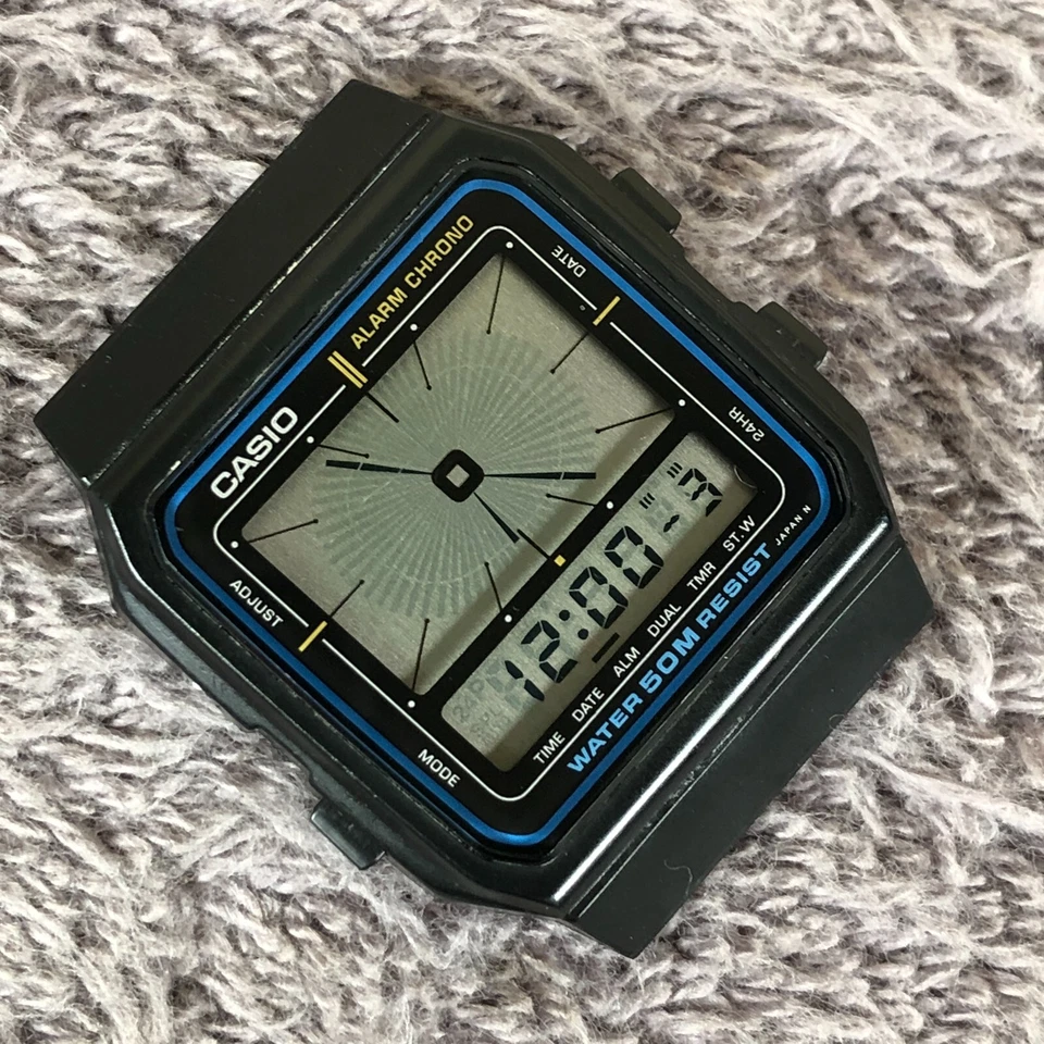 Vintage 1985 Casio Men AE-11W Multifunction Quartz Analog Digital 32mm Watch - Image 1 of 4