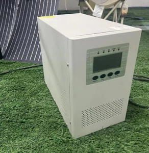 Controlador de carga solar MPPT de entrada inversor híbrido de 5KW 48V 96V salida 230V 60A - Imagen 1 de 13