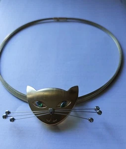 🐱 Pierre Lang Brosche / Anhänger – Katze in Goldf. mit grünen Augen - Bild 1 von 3