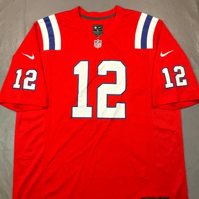 Nova Camiseta Masculina Nike Tom Brady New England Patriots NFL Vermelha Tamanho XL $130 - Imagem 1 de 4