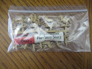 Atlantic #1003 Geronimo Apaches HO:OO scale Sprue set No box, tan color in bag - Picture 1 of 2