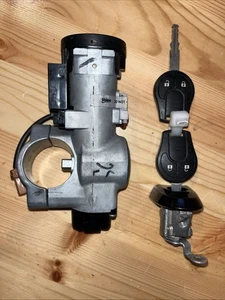 Nissan Note Mk2 2013- Ignition barrel lock Manual Gearbox. - Picture 1 of 5