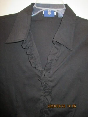 Women's Plus size XL DCC Black Stretch Blouse Ruffled Zip Front New with Tags - Image 1 of 4