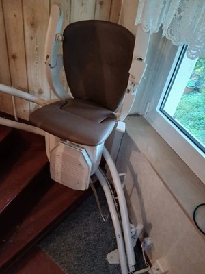 Treppenlift - Bild 1 von 4