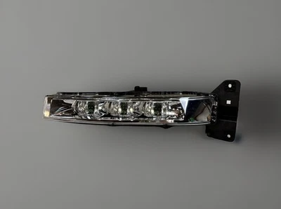 NUEVO Para Dodge Charger 2015-2020 Proyector LED Luz Antiniebla Derecha Lámpara 19-6135-00-9 Foto 1 de 4