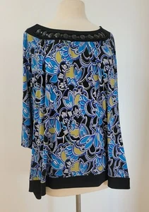 Avenue Stretch Womens Blouse SIze 18/20 Blue with Jeweling on the Neckline - Picture 1 of 8