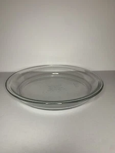 Anchor Hocking 9 Inch Pie Plate - Picture 1 of 4