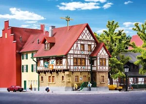 Hotel El Caballo Blanco Calibre Z Kibri 36405 - Imagen 1 de 4