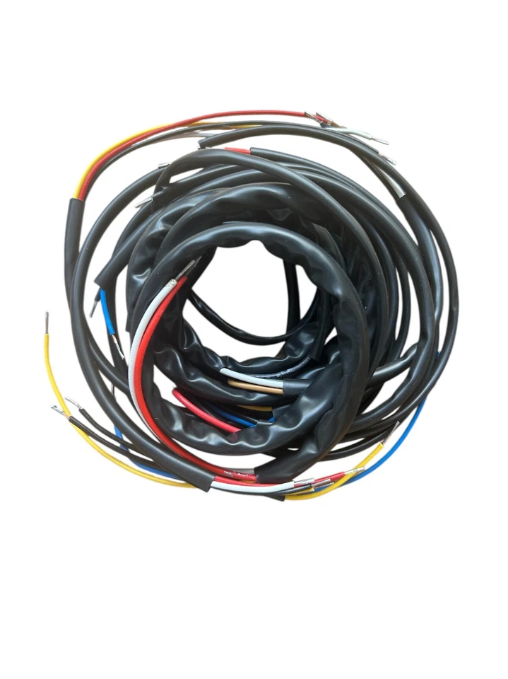 Ducati Scrambler/mark3 250/350/450 PINS MOTORCYCLE ELECTRICAL SYSTEM - CAB 204 - Image 1 of 2