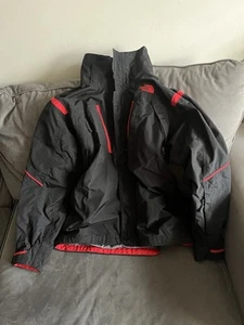 North Face Men's Medium Rain Jacket 2011 - Picture 1 of 15
