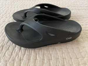 OOFOS Original Black Recovery Sandals Comfortable Sz M5-W7 Flip Flops - Picture 1 of 7