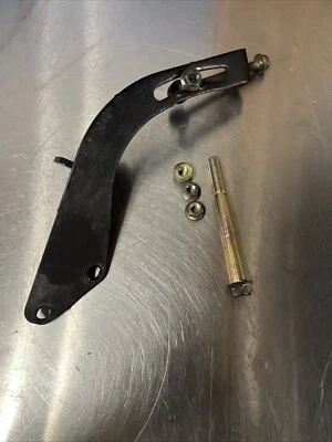 Mazda RX-8 2004 respaldo alternador con herrajes OEM  Foto 1 de 4