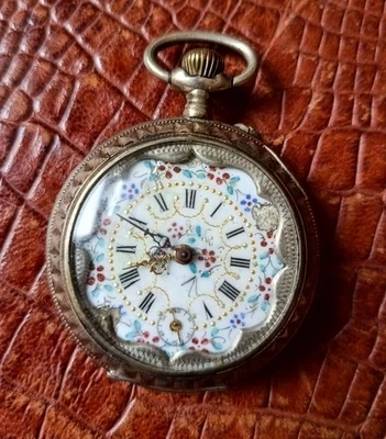 Antike Heinrich Heilbronner München  Deutsche Silber Taschenuhr Pferdemotiv  - Bild 1 von 4