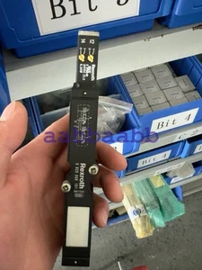 0820056101 Aventics 3/2 Directional Valve, Solenoid Valve - Picture 1 of 6