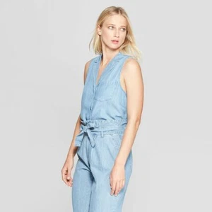 Prenda para mujer Who What Wear sin mangas con botones bolsillo delantero chambray (S)  - Imagen 1 de 2