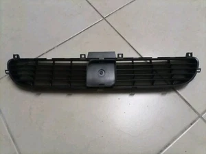 SEAT TOLEDO MASCHERINA GRIGLIA PARAURTI ANTERIORE NUOVO ORIGINALE 1L0853653B - Picture 1 of 6