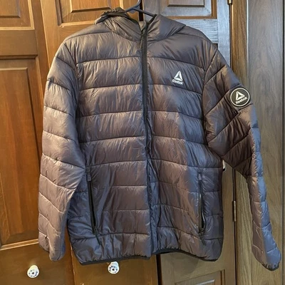 NWT Reebok Mens Large Quilted Puffer Jacket Coat OMRD149 Hooded Logo  - Image 1 of 4