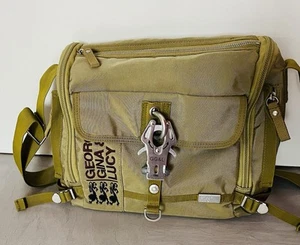 GEORGE GINA & LUCY GGL Tasche MR. POSTMAN Grün LimeLight Limettengrün ORIGINAL - Bild 1 von 4