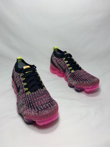 nike air vapormax black pink