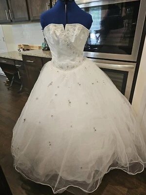 森李串珠亮片无肩带白色公主舞会礼服婚礼礼服 6 — 第 1/4 张图片